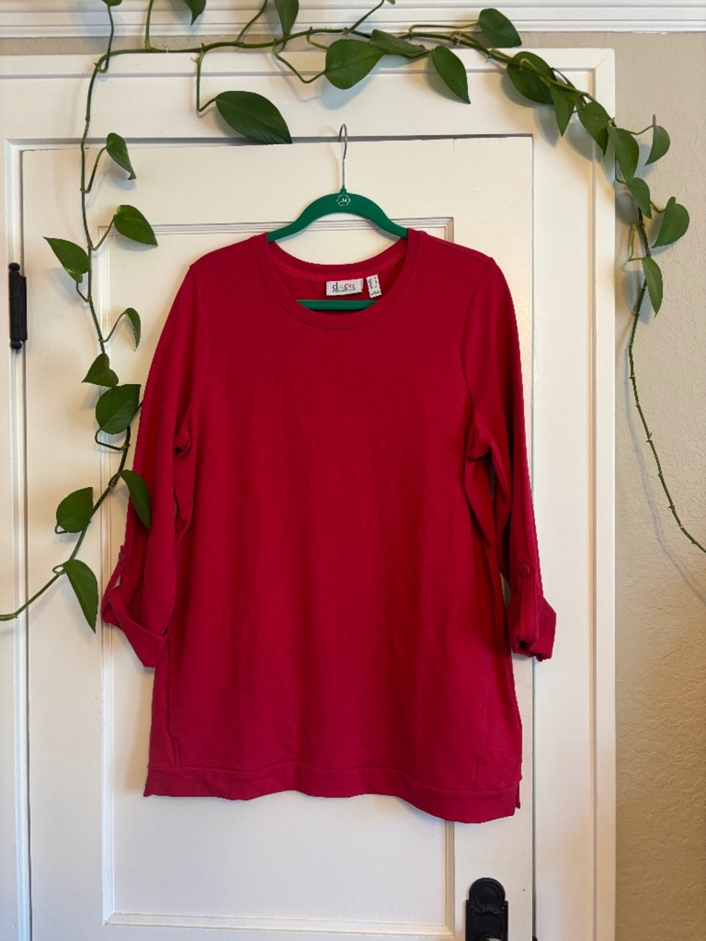 d&co red shirt